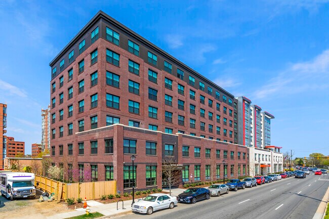 The Bloom in Alexandria, VA - Foto de edificio - Building Photo