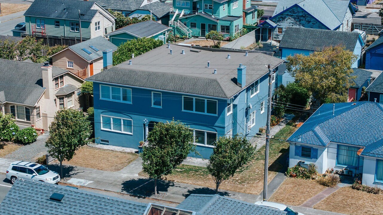 1219 H St in Eureka, CA - Building Photo