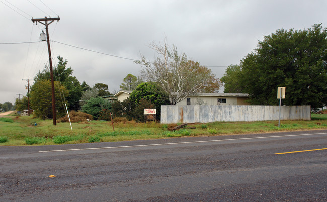 309 Quetzel Ave in Lubbock, TX - Building Photo - Building Photo