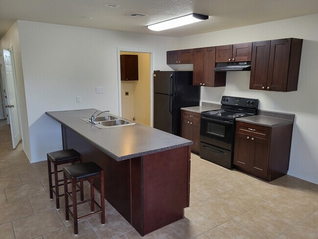 1107 Hailey St in Ardmore, OK - Building Photo - Building Photo