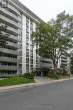 10-110 Shallmar Blvd in Toronto, ON - Building Photo - Building Photo