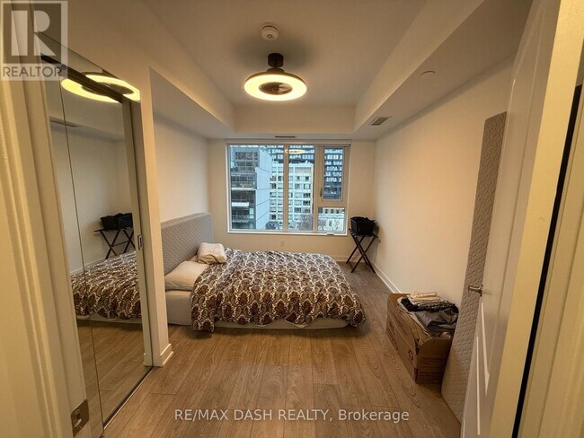 property at 543 Richmond St W