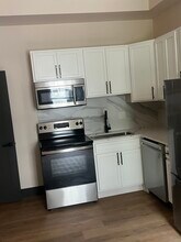 237 2nd St NW, Unit 1 in Washington, DC - Building Photo - Building Photo