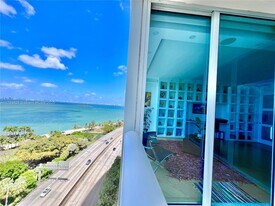 601 NE 36th St, Unit 1403 in Miami, FL - Building Photo
