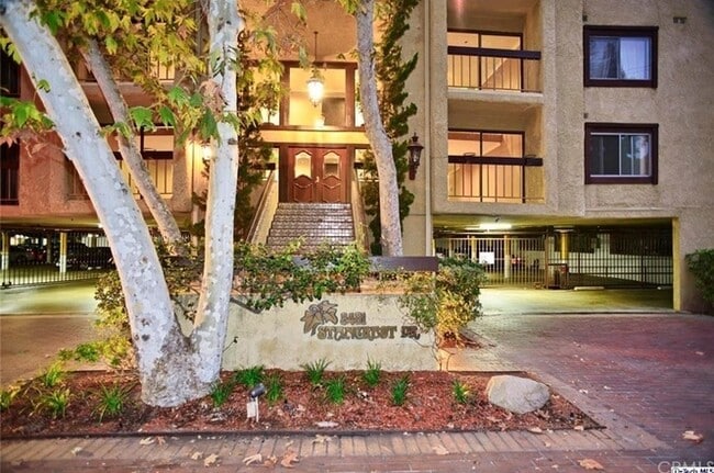 property at 3481 Stancrest Dr