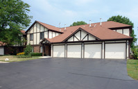 Deerpath Manor in Palatine, IL - Building Photo - Building Photo