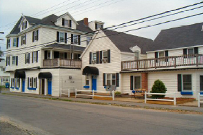 431 Washington St in Taunton, MA - Building Photo - Building Photo