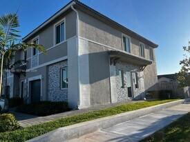 1487 SE 7th Ter in Homestead, FL - Building Photo