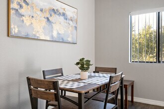 14 W Villa Rita Dr, Unit SI ID1244300P in Phoenix, AZ - Building Photo - Building Photo