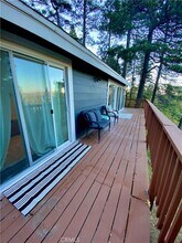 23870 Lakeview Dr in Crestline, CA - Building Photo - Building Photo