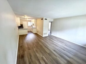 7736 Rugby Ave in Birmingham, AL - Building Photo - Building Photo