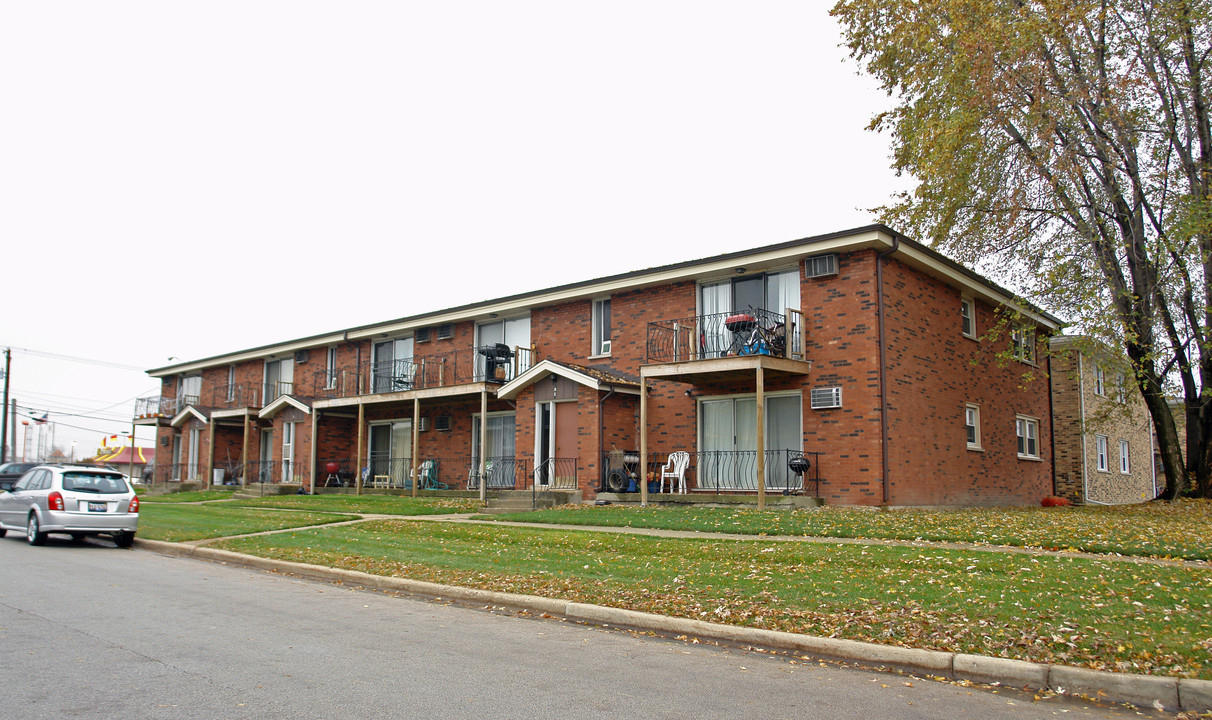 7700 S Harlem Ave in Bridgeview, IL - Building Photo