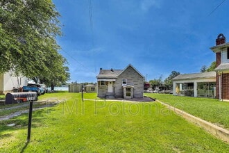 8349 Bear Creek Dr in Baltimore, MD - Building Photo - Building Photo