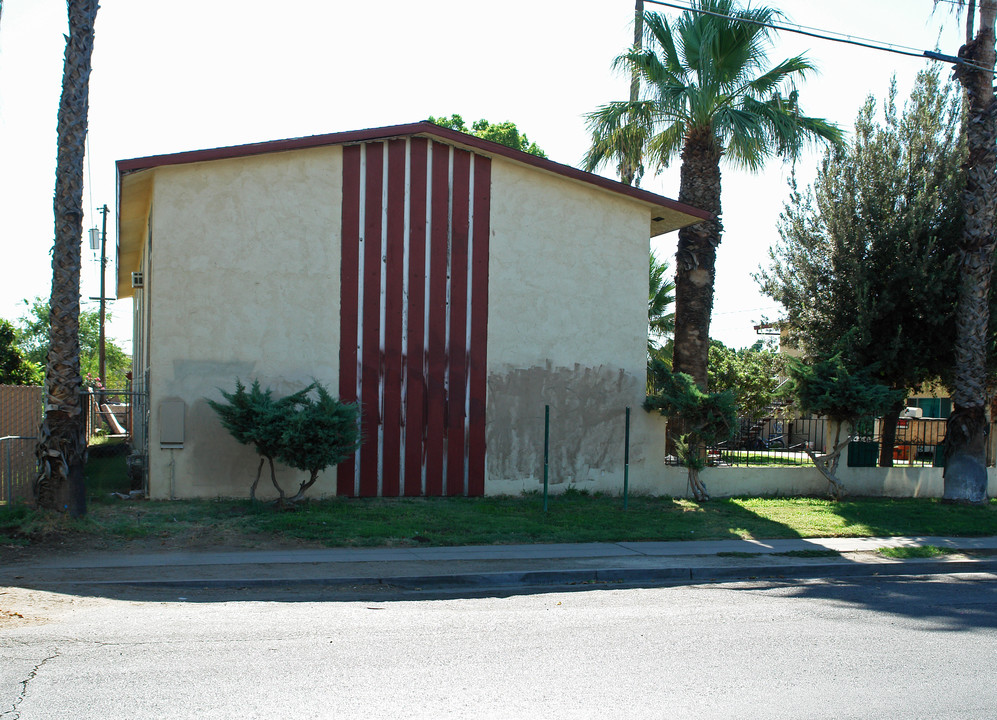 1051-1065 S Orange Ave in Fresno, CA - Building Photo