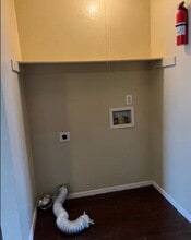 10500 Lake June Rd in Dallas, TX - Building Photo - Building Photo