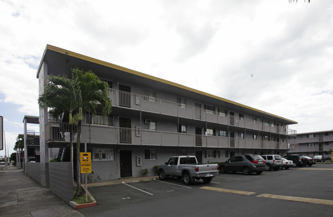 Vineyard Court Apartments in Honolulu, HI - Building Photo - Building Photo