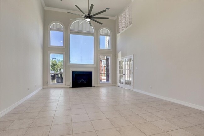 property at 5519 Bridlewood Dr