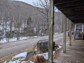 494 Millers Pond Ln in Boone, NC - Foto de edificio - Building Photo