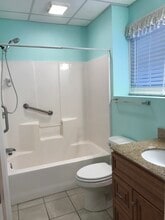 5 Emma Way, Unit 5 Emma Way in Wilmington, MA - Building Photo - Building Photo