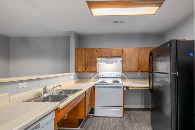 Sycamore Run Apartments in Lancaster, SC - Building Photo - Interior Photo