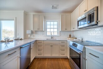 201 Main St in Westport, CT - Building Photo - Building Photo