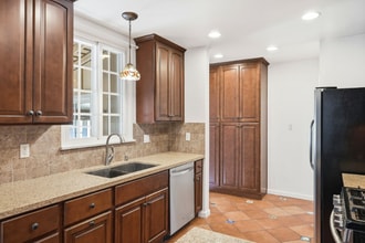 1808 N Edison Blvd in Burbank, CA - Building Photo - Building Photo