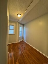 63 Sheffield Ave, Unit 1 in New Haven, CT - Building Photo - Building Photo