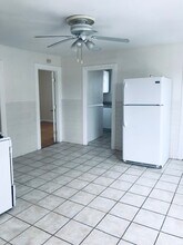 58 Pearl st, Unit 1 in Attleboro, MA - Building Photo - Building Photo