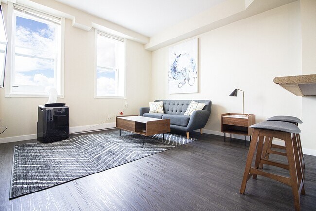 300 Tache Apartment in Winnipeg, MB - Building Photo - Building Photo