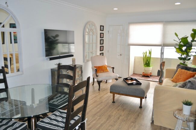 property at 1600 Ardmore Ave