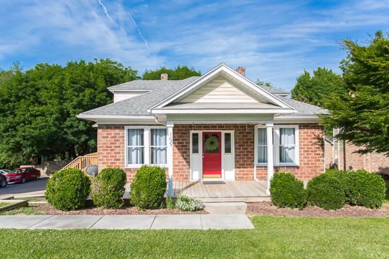 109 Port Republic Rd in Harrisonburg, VA - Building Photo