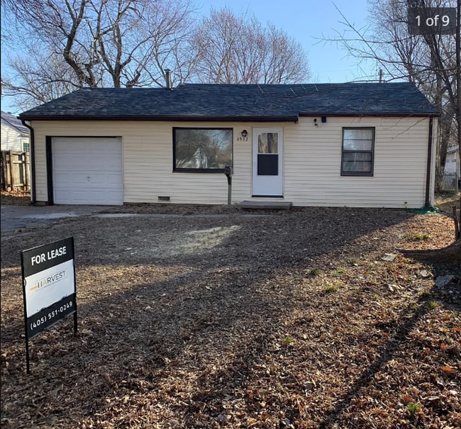 property at 4532 S Oak Ave