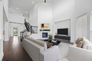 567 Pecos River Xing in Dripping Springs, TX - Building Photo