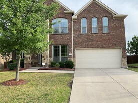 3040 Seabrook Dr in Little Elm, TX - Building Photo