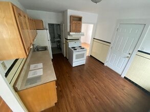 35 Grant St in Milford, MA - Building Photo - Building Photo