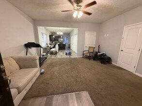 400 Rick Mccormick Dr in La Vergne, TN - Building Photo - Building Photo