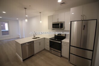1 Newcomb St in Boston, MA - Building Photo - Building Photo