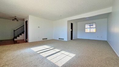 17125 E Pacific Pl in Aurora, CO - Building Photo - Building Photo
