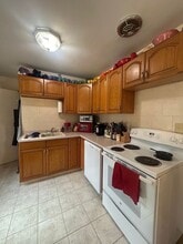 2066 N Oak Ln in State College, PA - Building Photo - Building Photo