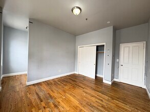 136-138 S 7th St, Unit 2R in Newark, NJ - Foto de edificio - Building Photo