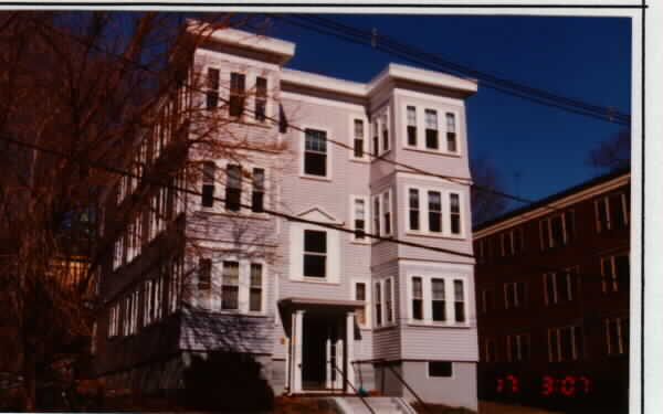 65 Tremont St in Brighton, MA - Foto de edificio