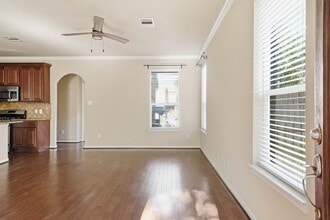 2 Bettina Ln in The Woodlands, TX - Building Photo - Building Photo