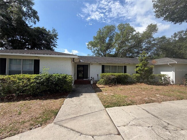 3609 Dan-Unie Ln in Lakeland, FL - Building Photo - Building Photo