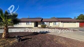 14278 Tawya Rd in Apple Valley, CA - Building Photo