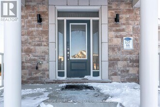 1004 Dashwood Ct in Pickering, ON - Building Photo - Building Photo