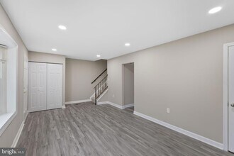 18 W Orndorff Dr in Brunswick, MD - Foto de edificio - Building Photo