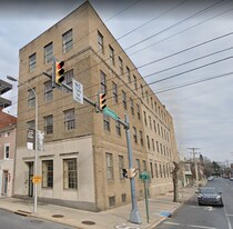 46 S 8th St in Lebanon, PA - Building Photo