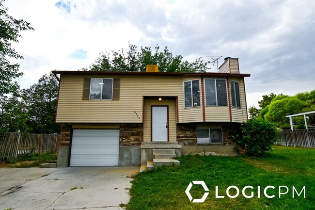 property at 6492 Fernbrook Dr