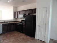 5029 Lone Cactus Ct in El Paso, TX - Foto de edificio - Building Photo