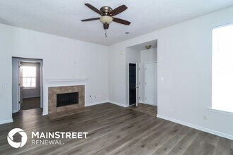 7068 Kings Crown Dr in Memphis, TN - Building Photo - Building Photo